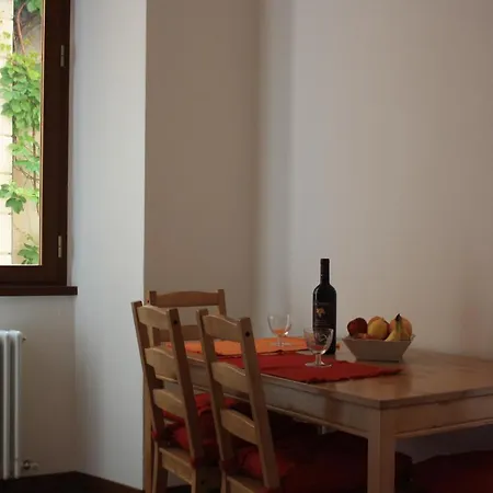 Imbarcadero View Μπελάτζιο